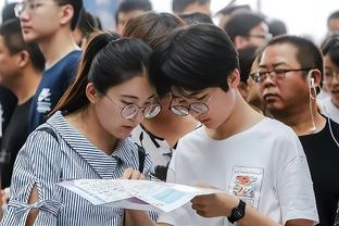 强行五五开！杜兰特半场12中6得17分 首节5中1&次节7中5砍14分